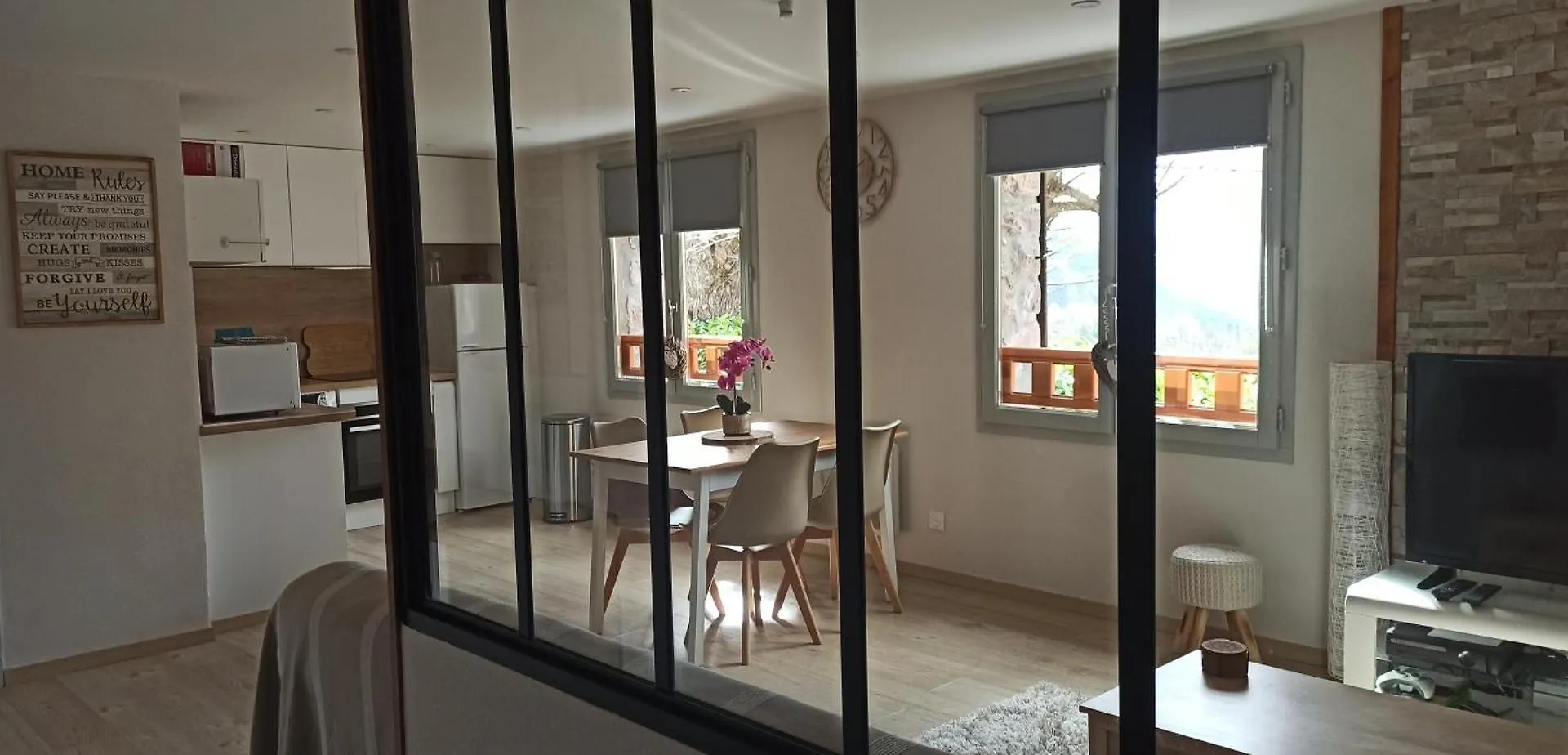 Appartement Cosy Au Coeur Du Mercantour contacts